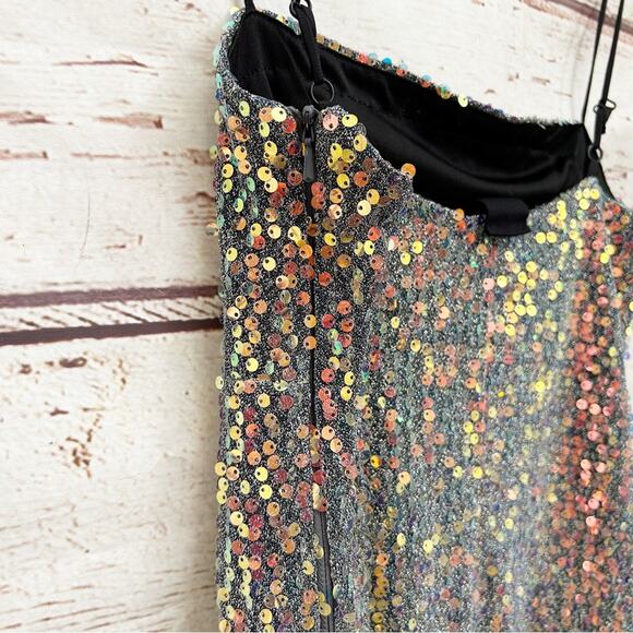 URBAN OUTFITTERS Kyle Holographic Sequin Mini Dress Size XS - Picture 5 of 9